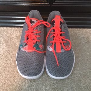 Kids Jordan’s Size 4.5